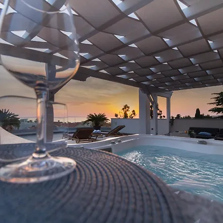 Daire Luxury Vito W Jacuzzi And Sauna Zadar